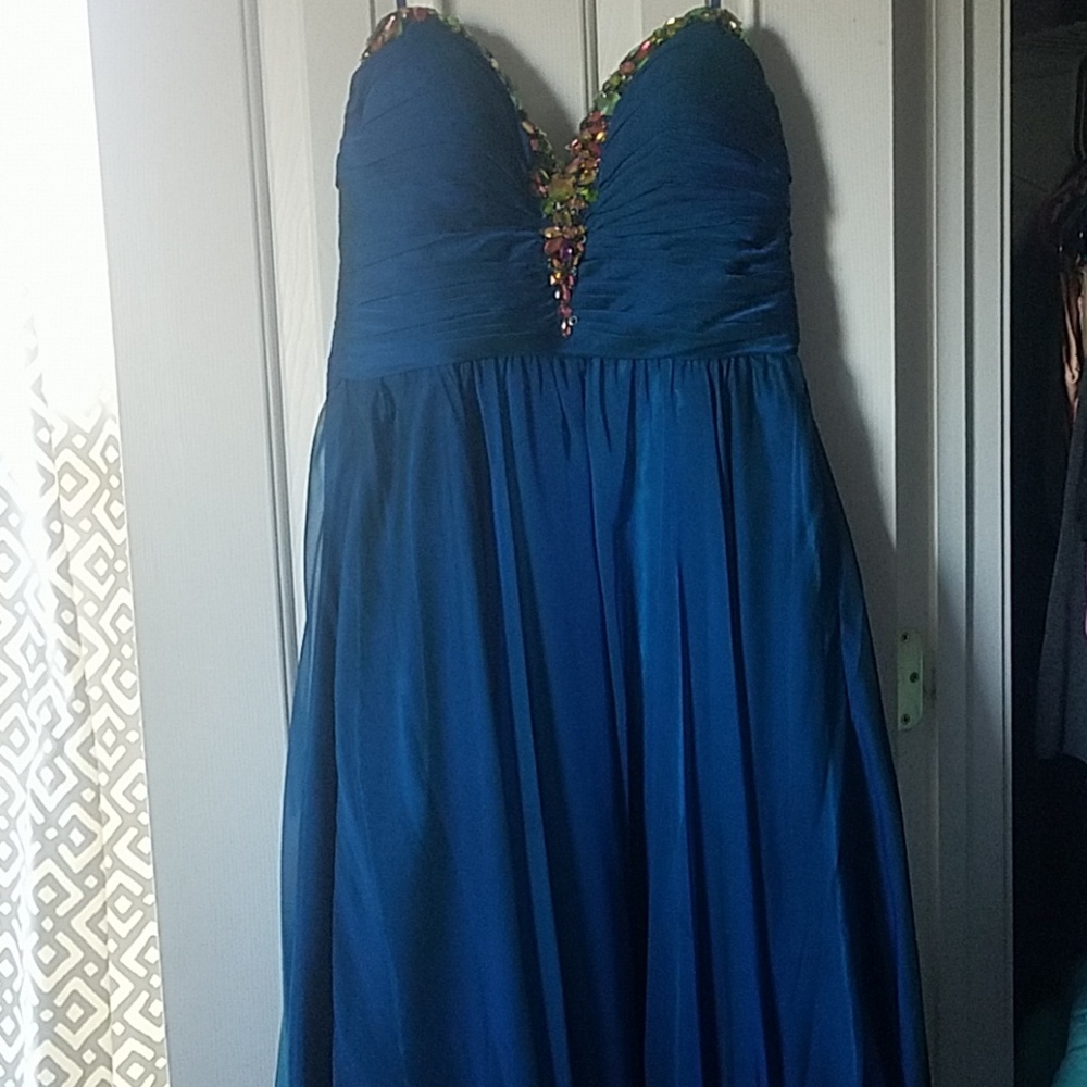 Blue Strapless Prom Dress